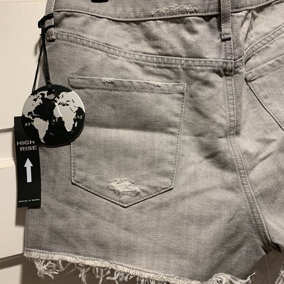 Articles of Society~ NWT!!~ Distressed gray jean shorts - Picture 10 of 15